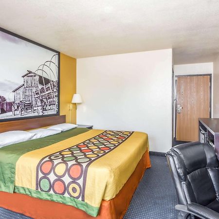 Super 8 By Wyndham Mesa Gilbert Hotel Екстериор снимка