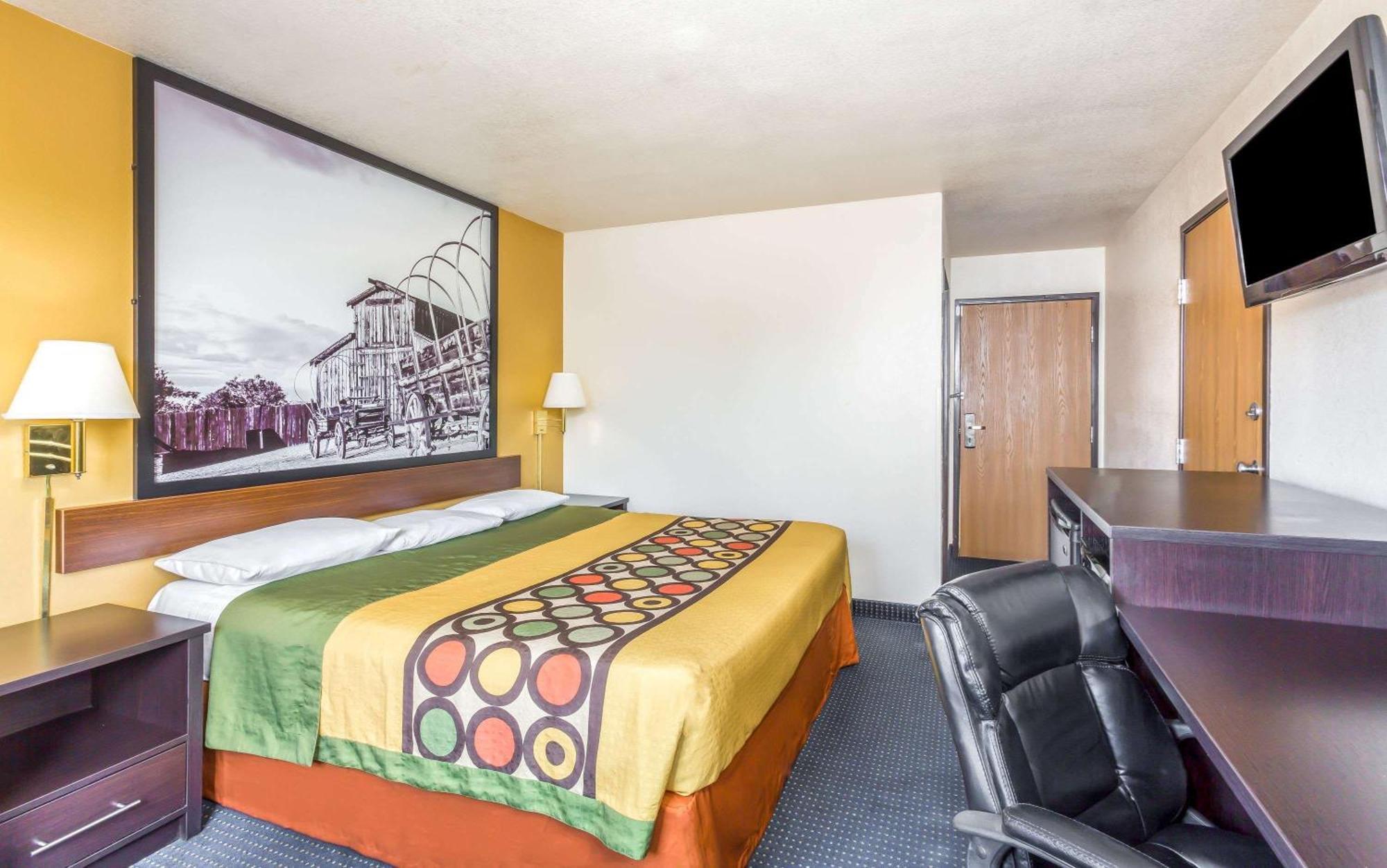 Super 8 By Wyndham Mesa Gilbert Hotel Екстериор снимка
