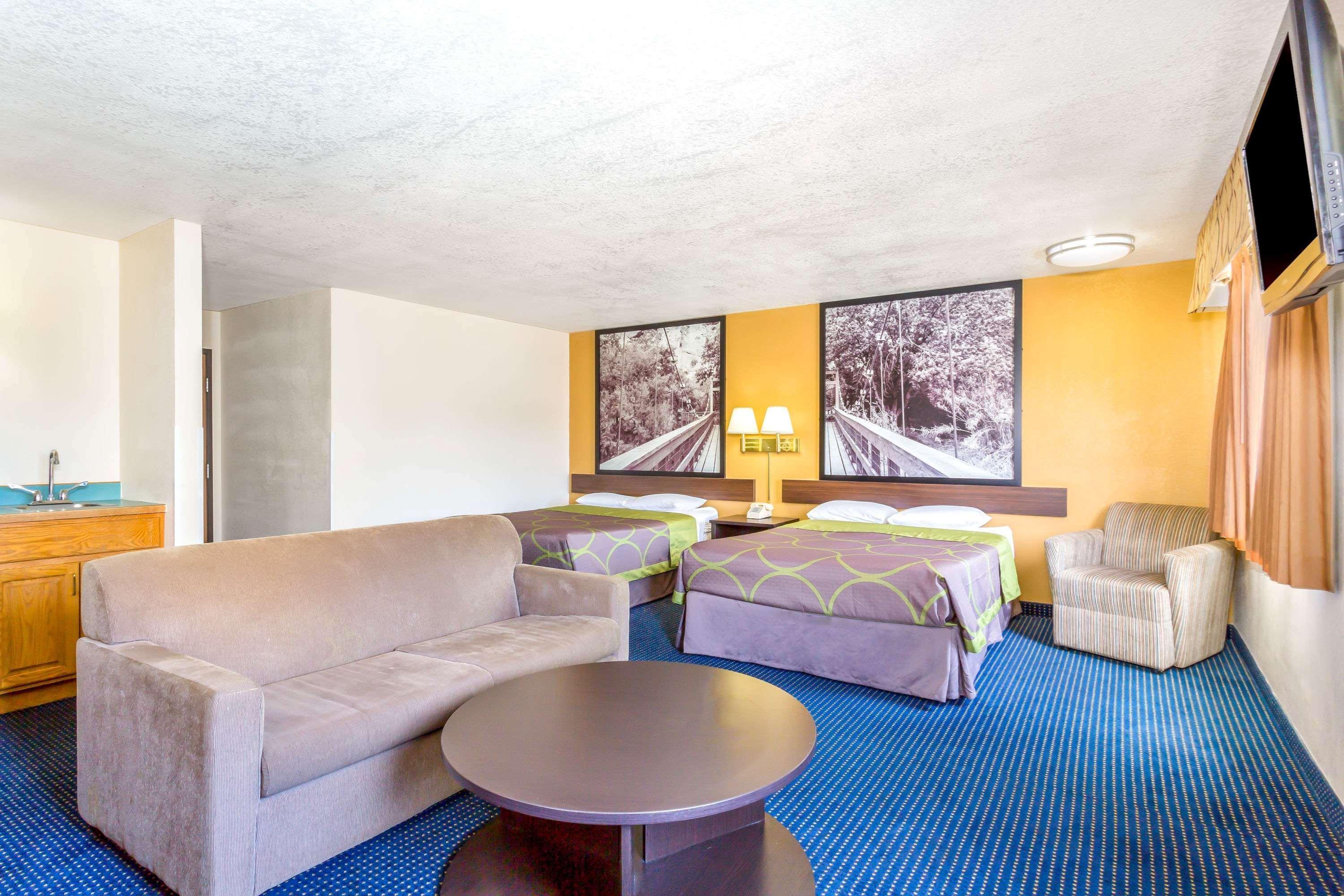 Super 8 By Wyndham Mesa Gilbert Hotel Екстериор снимка
